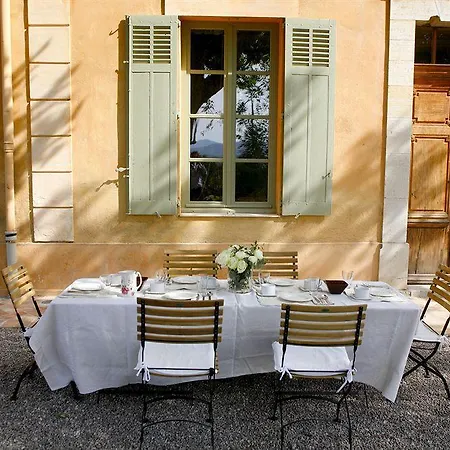 Chateau Des Demoiselles